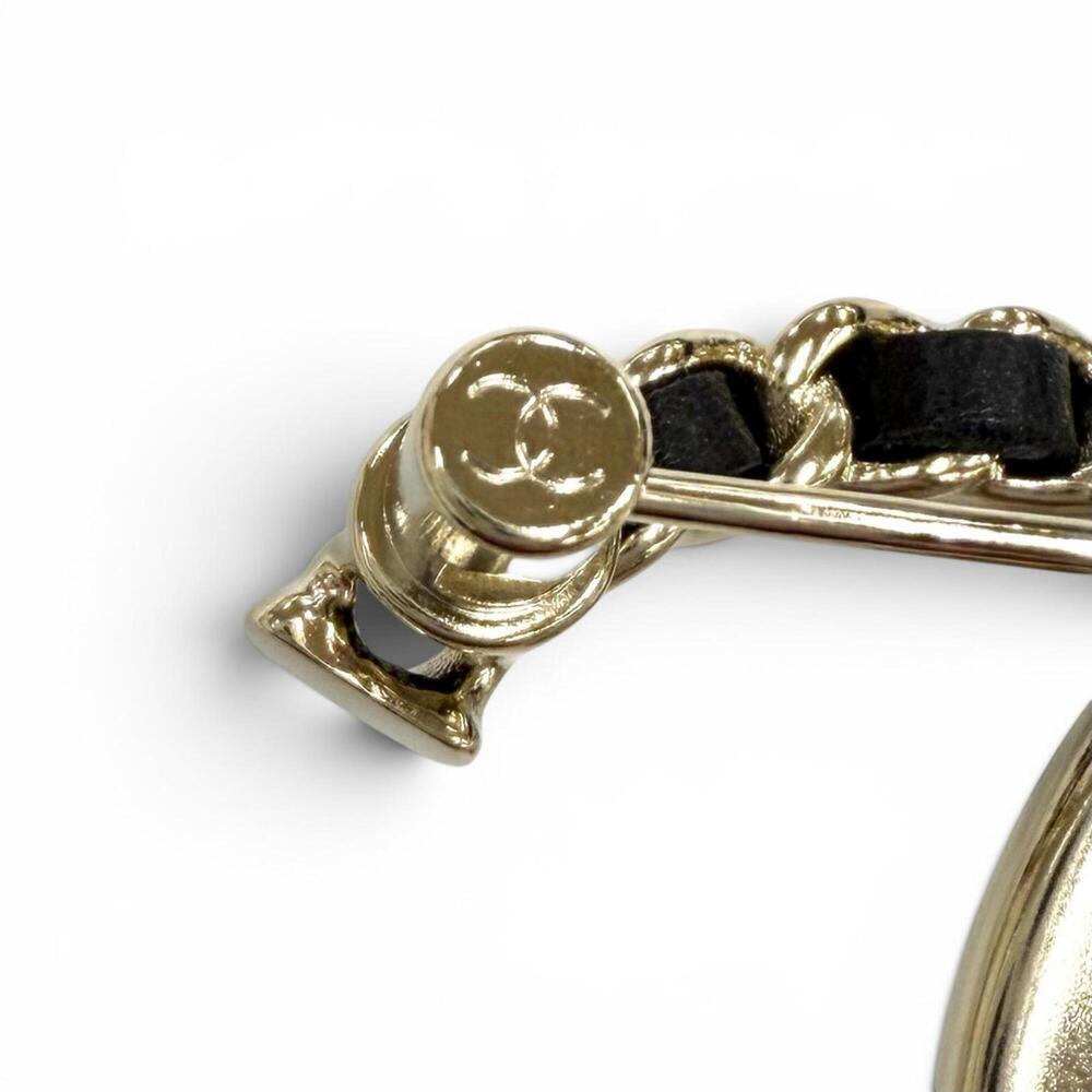 CHANEL Black Leather Logo Brooch - Picture 6 of 7